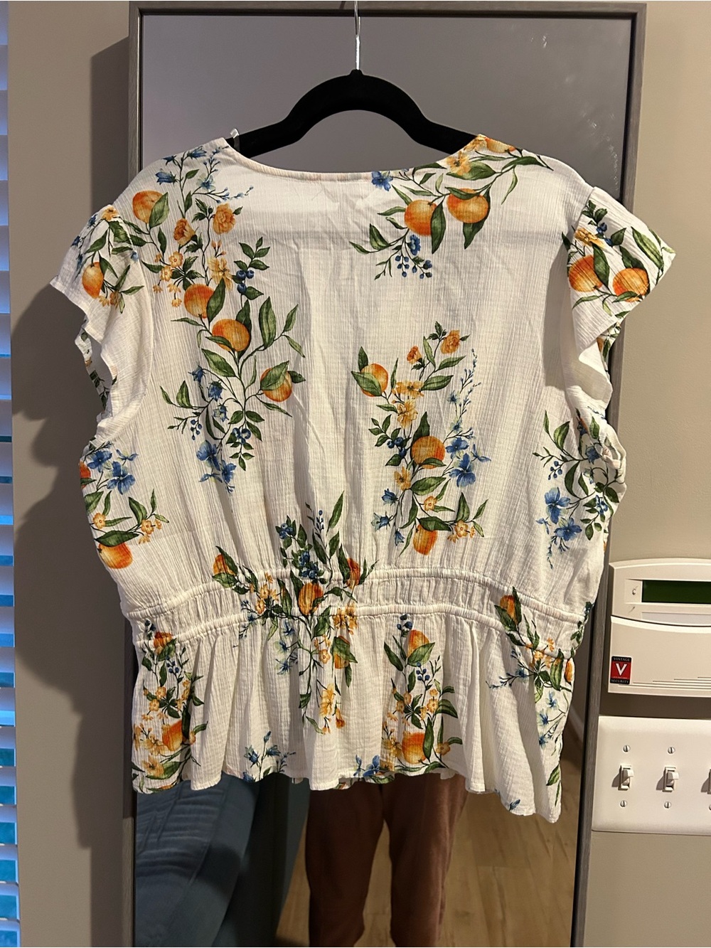 Time and Tru White Floral V-Neck Tie-Waist Blouse - Picture 2 of 2